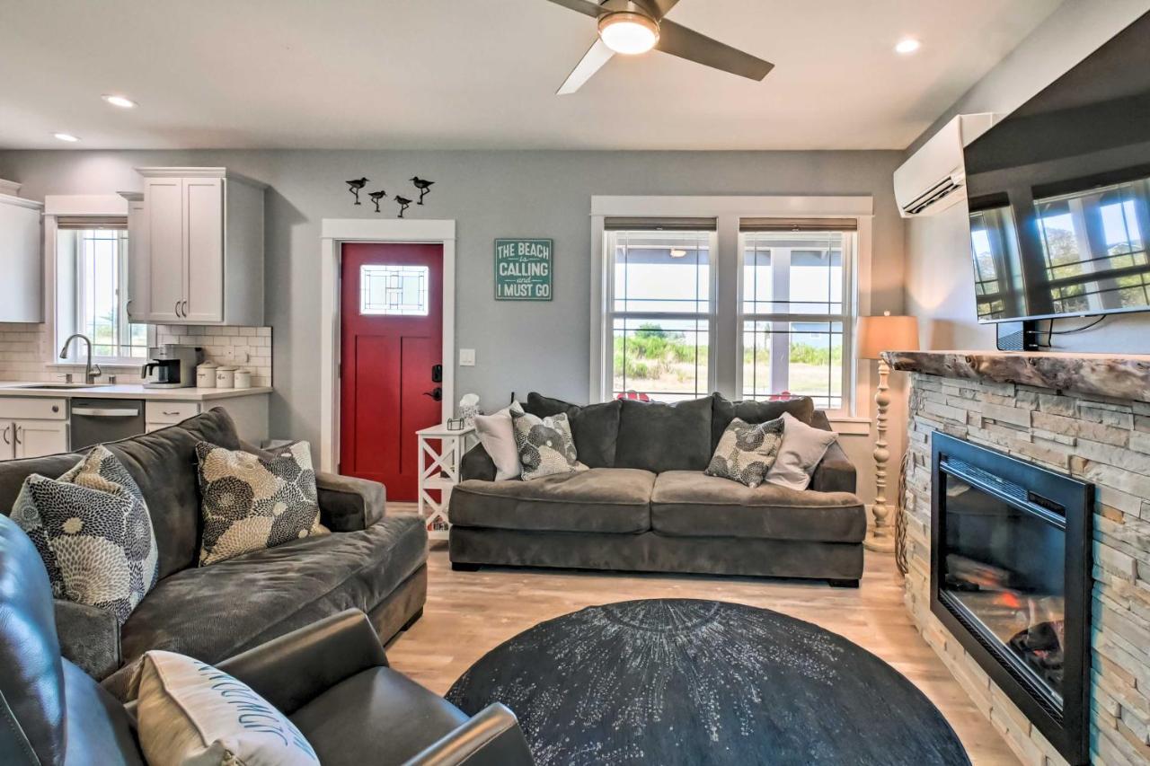 Ocean Shores Getaway With Fireplace And Hot Tub! Eksteriør billede